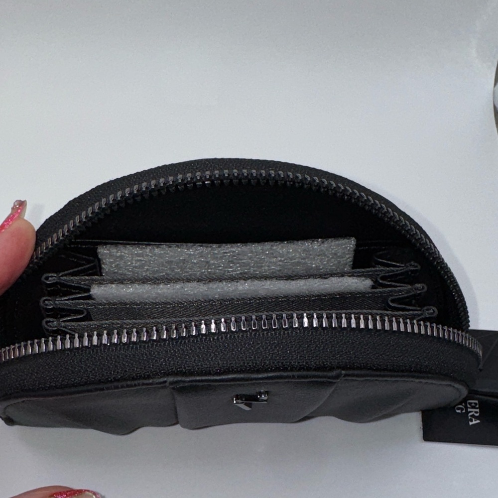 Simply Vera Vera Wang Black Pleated Half Moon Wallet - Picture 4 of 6